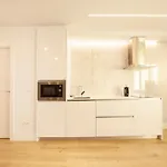 Reina Victoria Apartment *