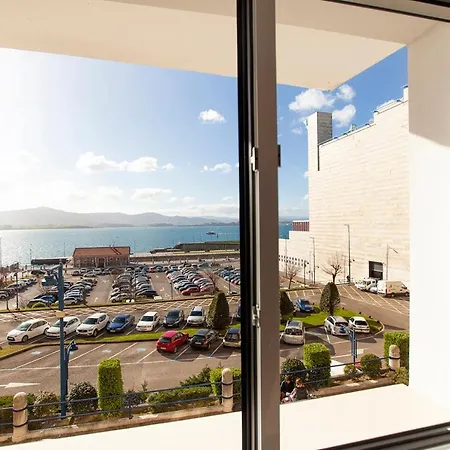 Reina Victoria Apartment *