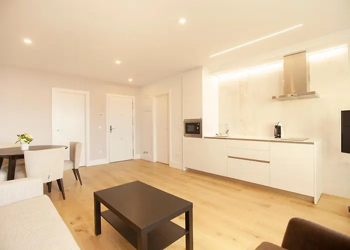 Reina Victoria Apartmán *